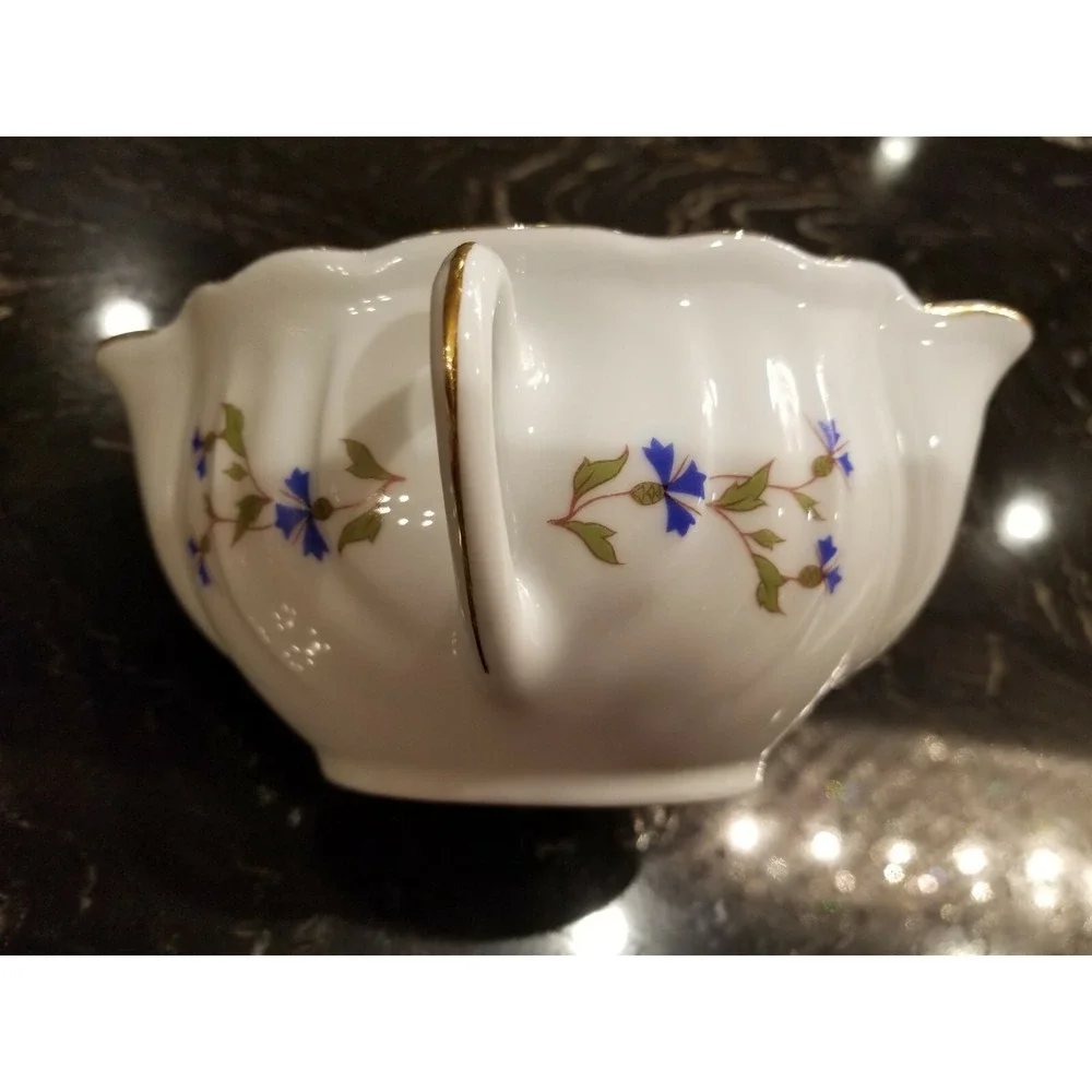 Moss Antiques La Nouvelle Orleans Gravy Boat w Saucer & 2 Handles Mardi Gras